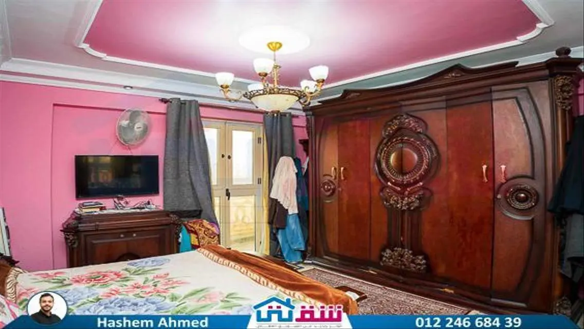 Luxurious Apartment with Balcony for the Ultimate Living Experience