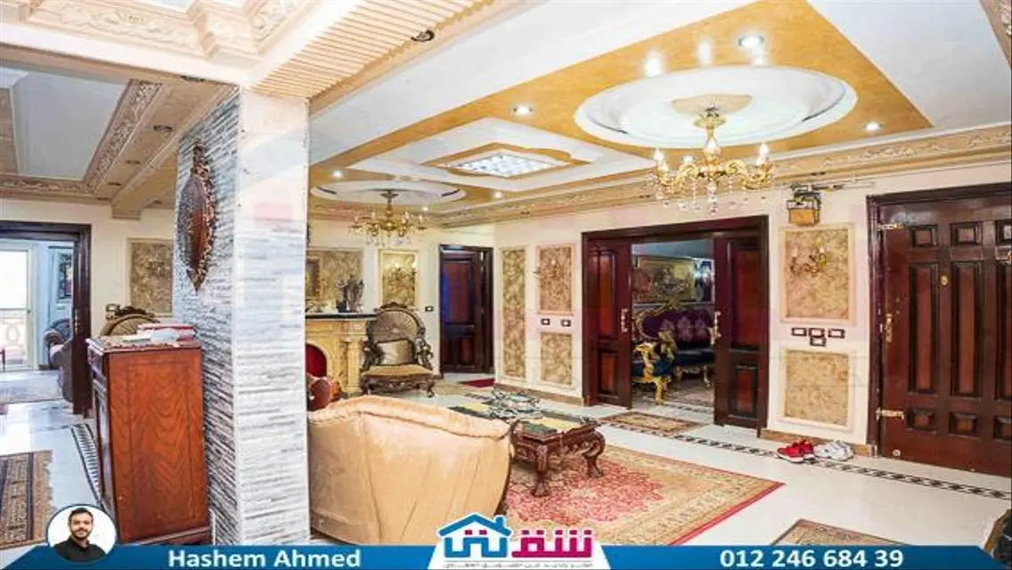 Luxurious Apartment with Balcony for the Ultimate Living Experience