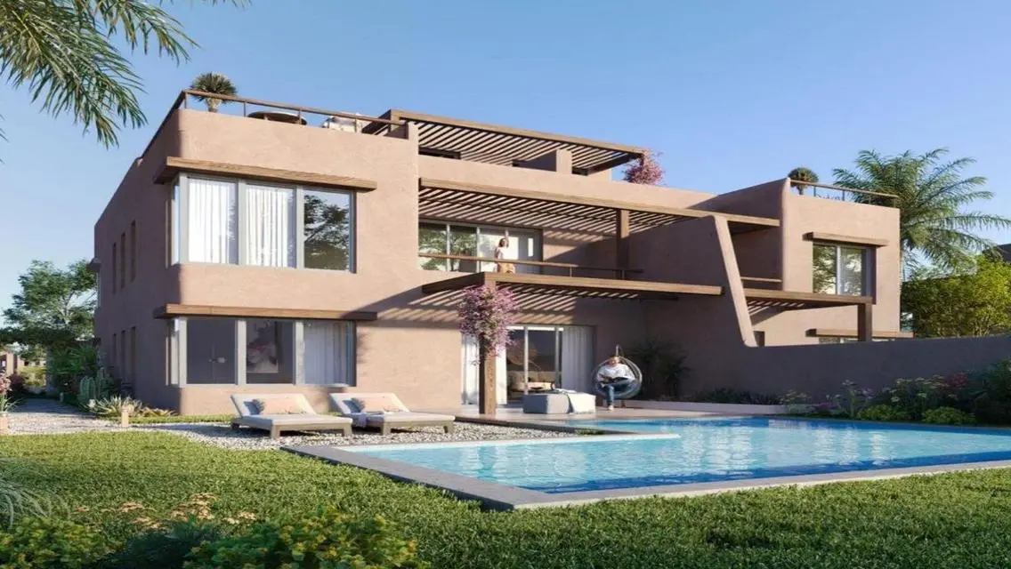 Luxurious Villa with Private Garden and Pool for Sale