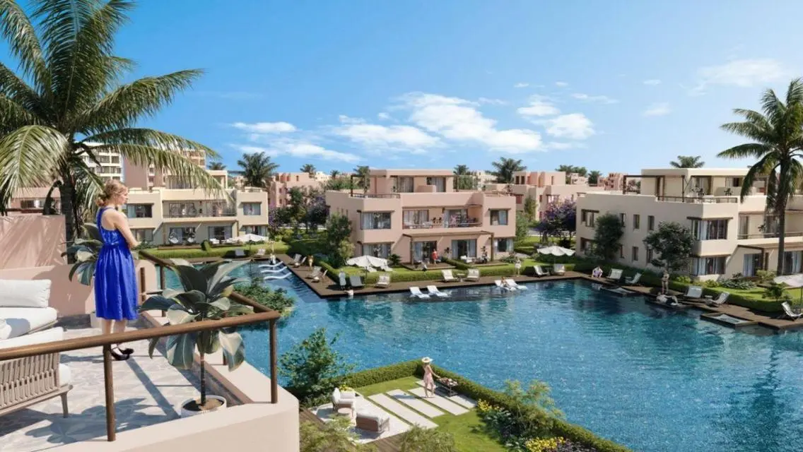Luxurious Villa with Private Garden and Pool for Sale