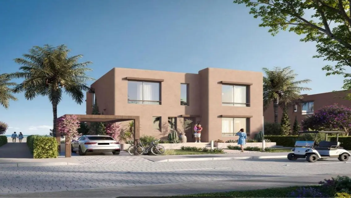 Luxurious Villa with Private Garden and Pool for Sale