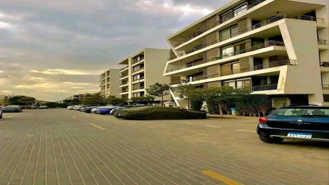 فخامة وراحة في عقار بخدمات متميزة