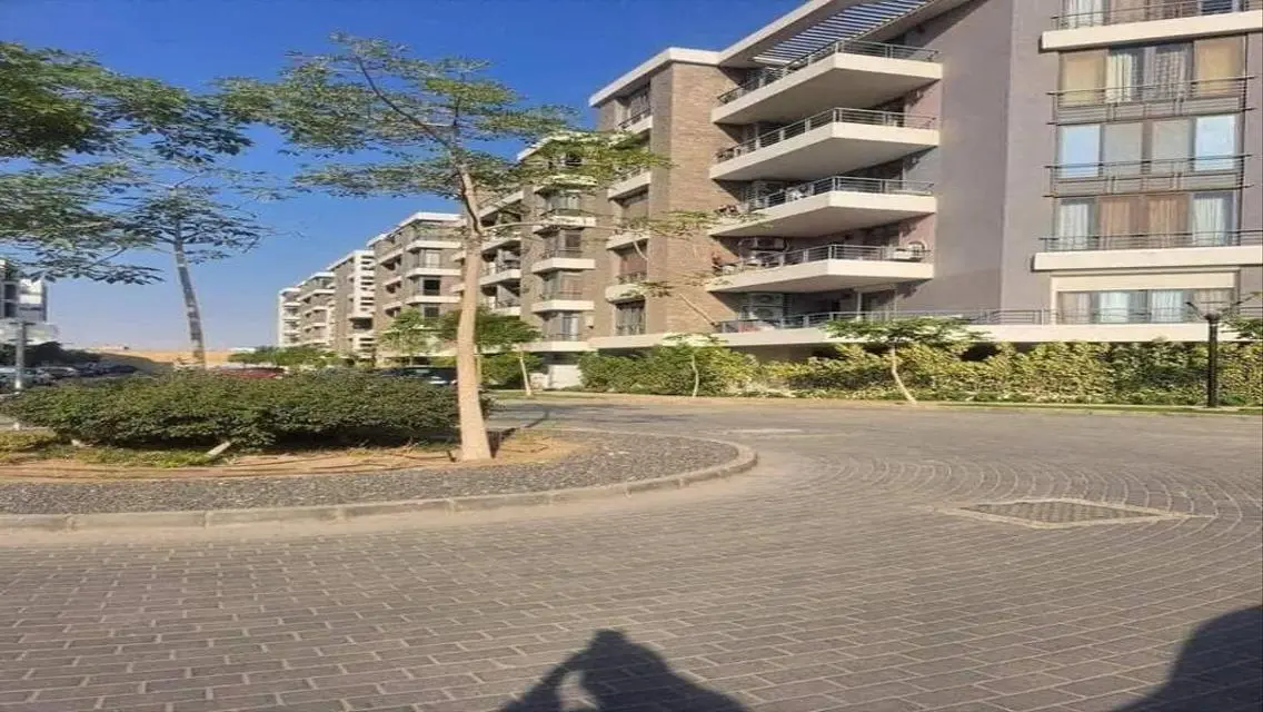 عقار فاخر بمساحة واسعة في AUC
