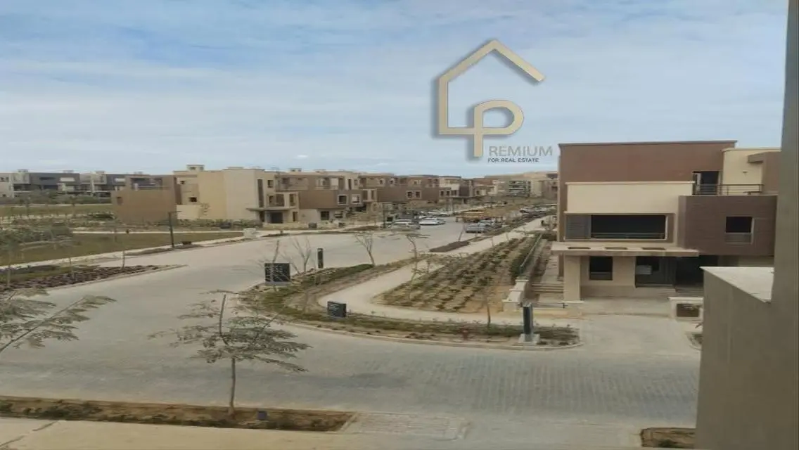 Twin House for sale at New Giza Gold Cliff
