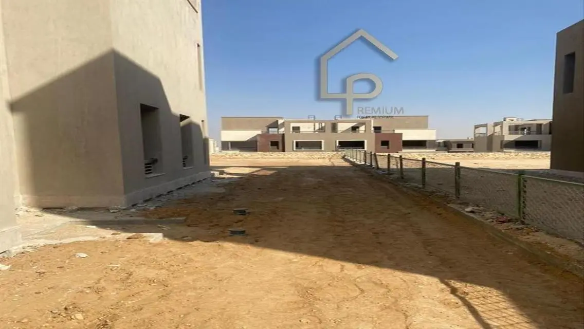 Twin House for sale at New Giza Gold Cliff