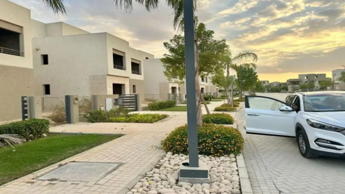 Luxury Villa for Sale with Private Garden and Pool