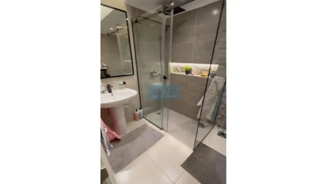 Stunning 120 sqm Apartment for Sale at an Attractive Price