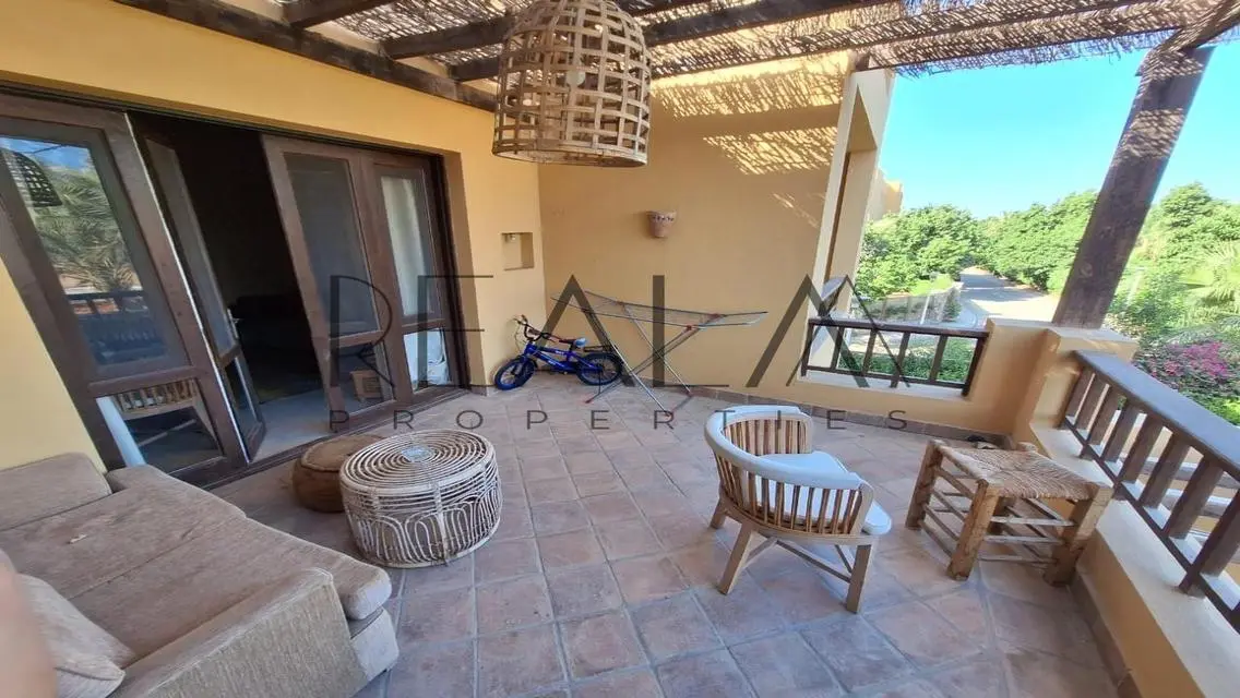 Luxury Property with Stunning Views and Private Garden