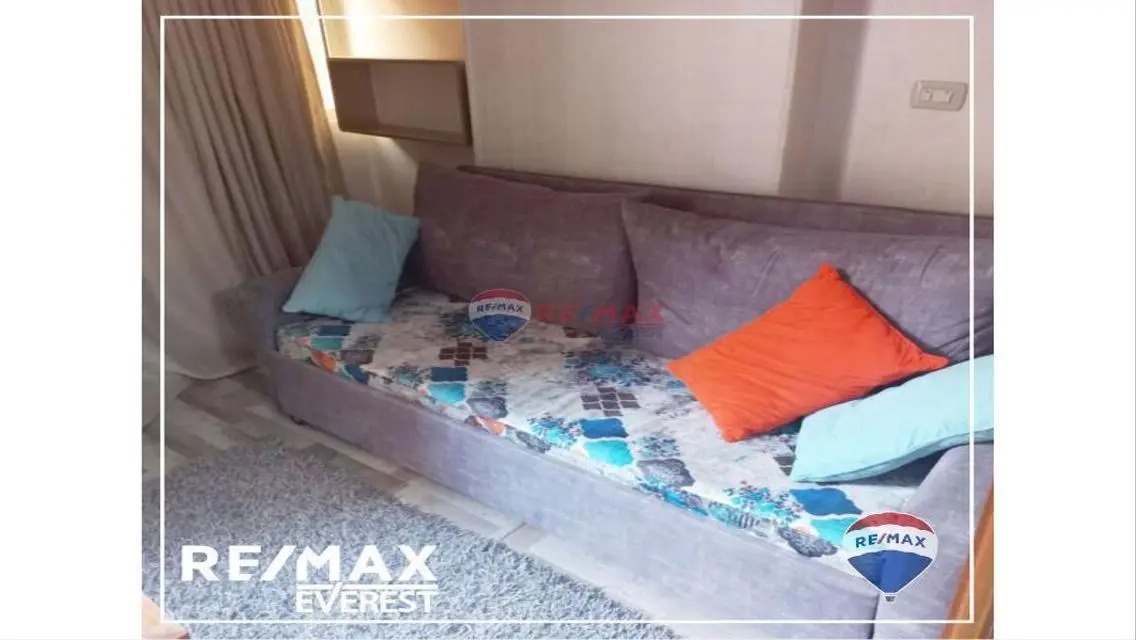 Stunning 200 sqm Apartment for Rent