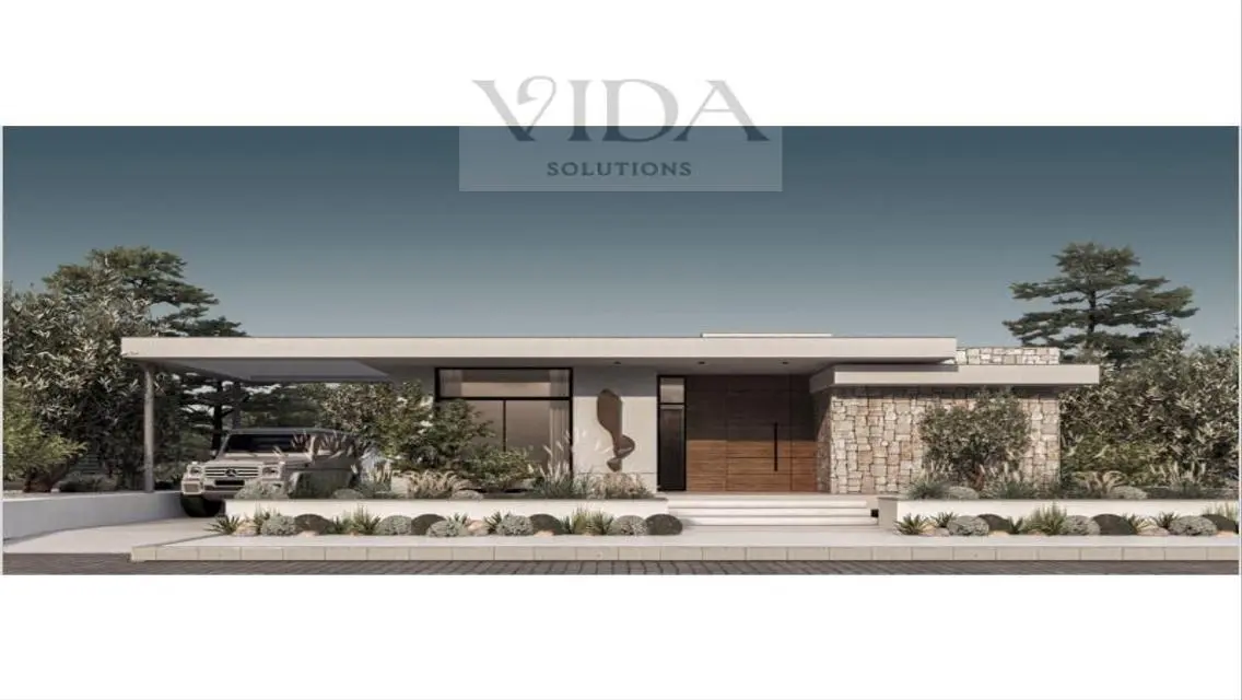 Luxury Villa with Private Garden and Pool
