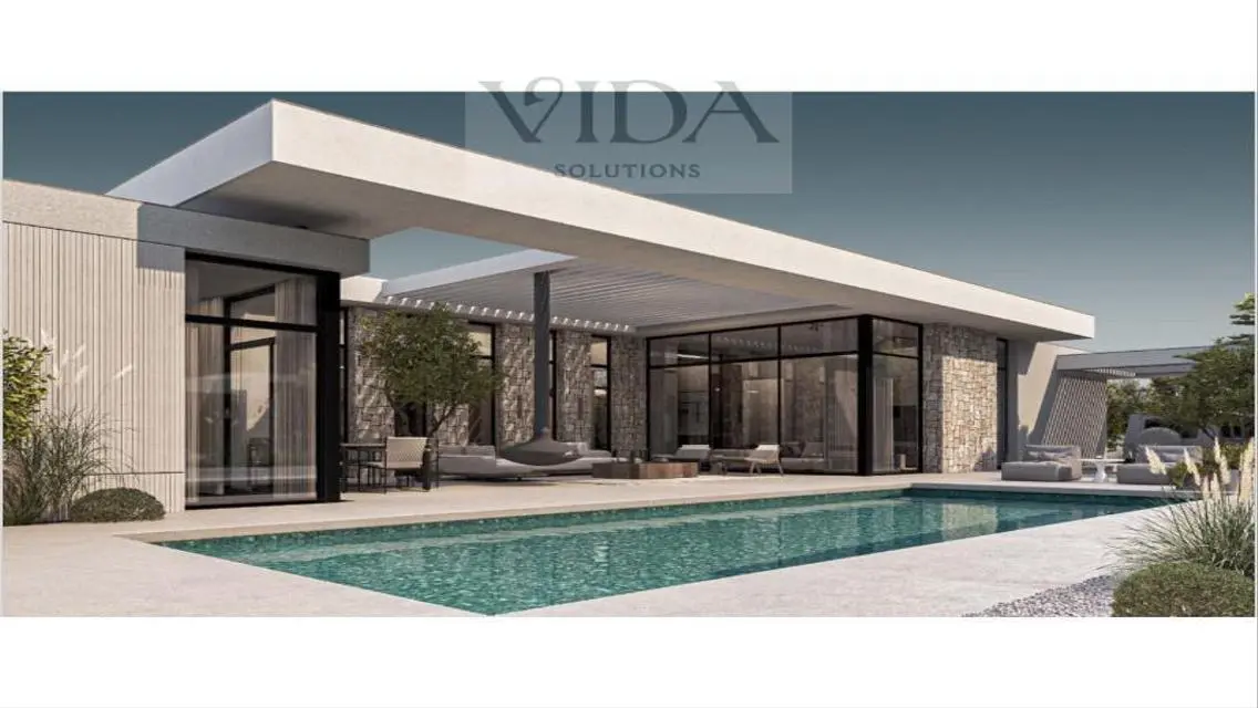 Luxury Villa with Private Garden and Pool