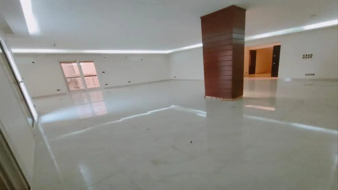 شقة فاخرة 300 متر للبيع - 15,500,000 جنيه