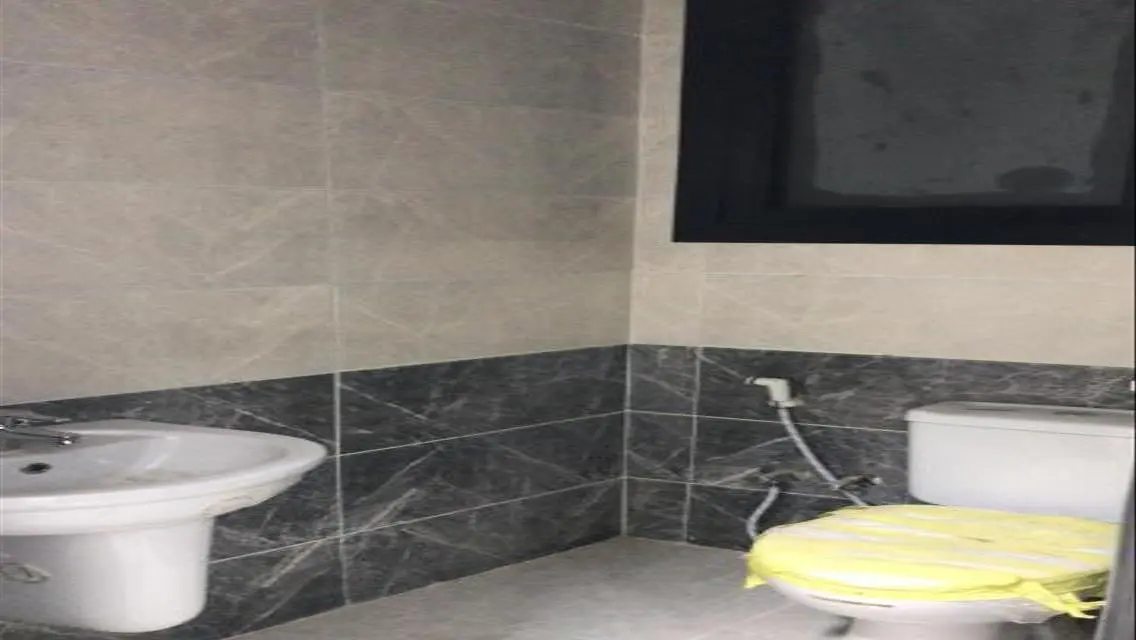 Office for Rent - 52 Square Meters with Luxury Amenities