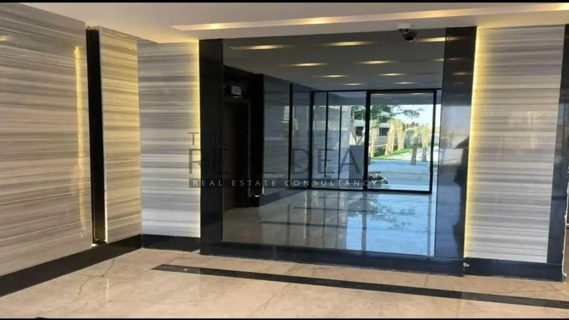 Luxury Apartment in Patio Oro with Private Garden and Amazing Amenities