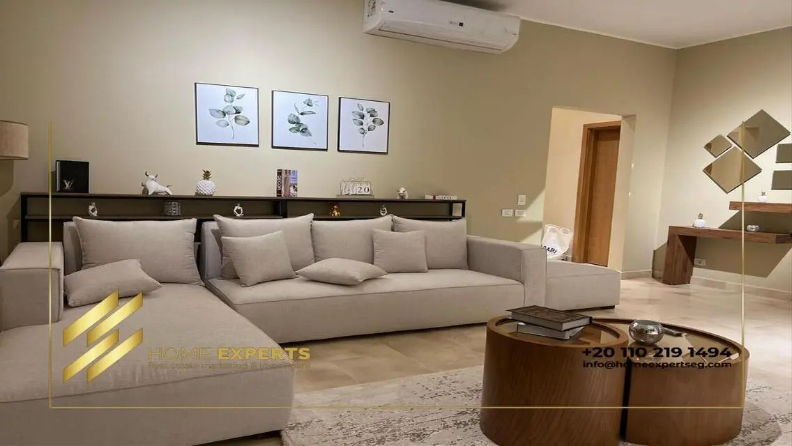 Luxury Apartment with Maid's Room and Stunning Views