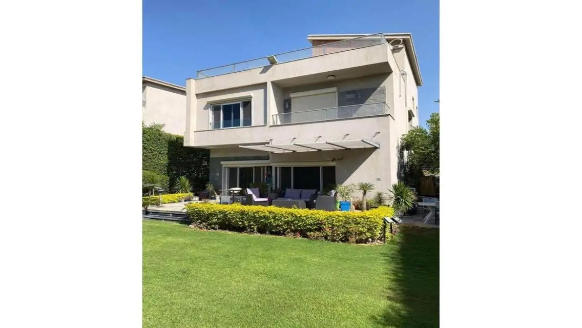 Luxury Villa for Sale in AUC