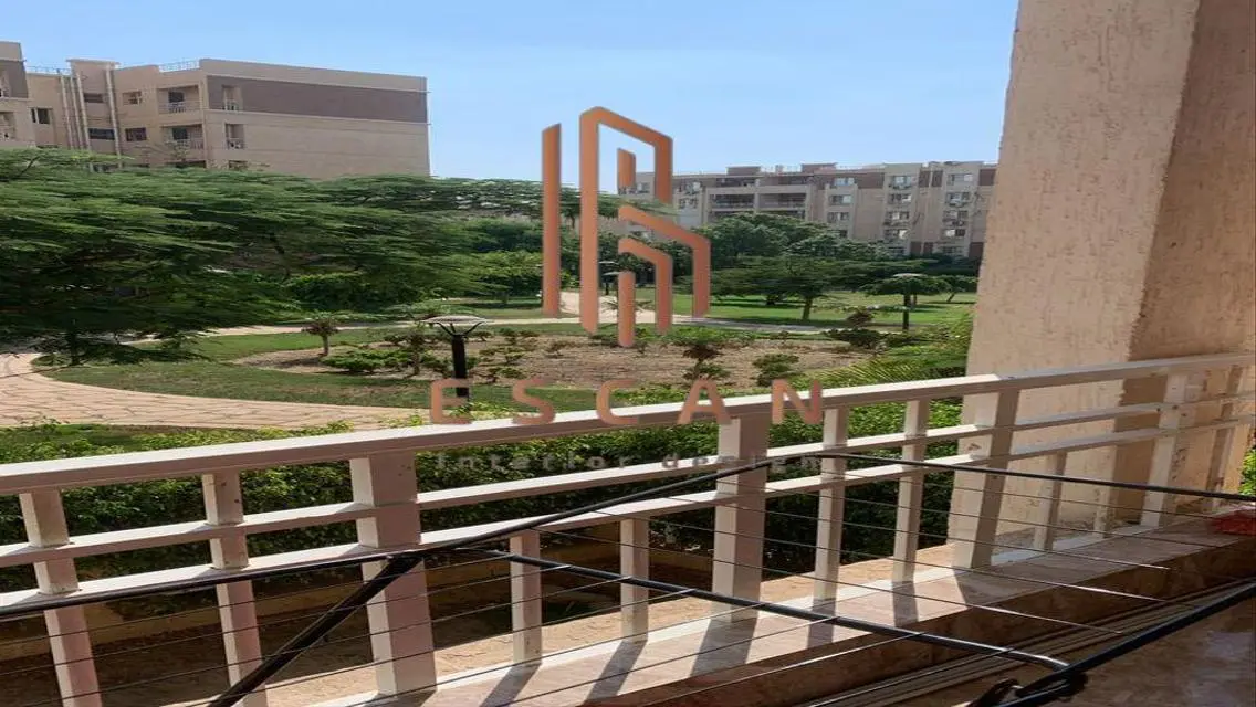 شقة فاخرة في منطقة متميزة بسعر جذاب
