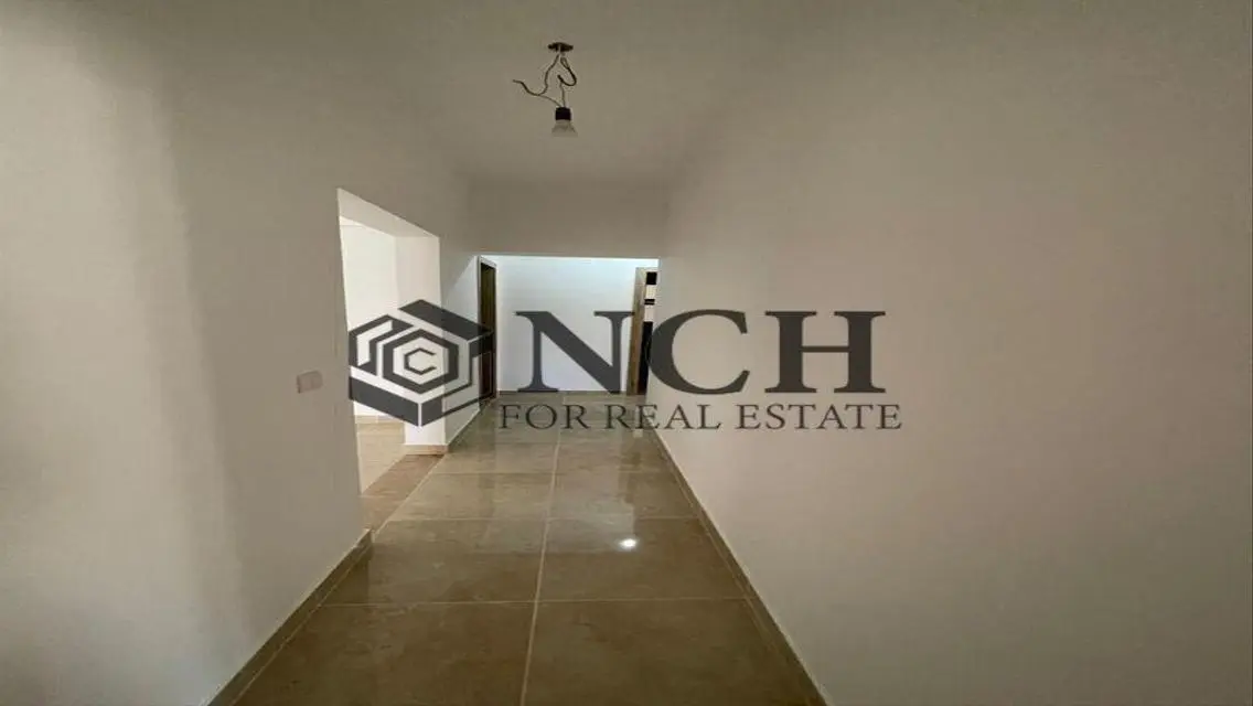 Luxury Apartment in Fifth Square