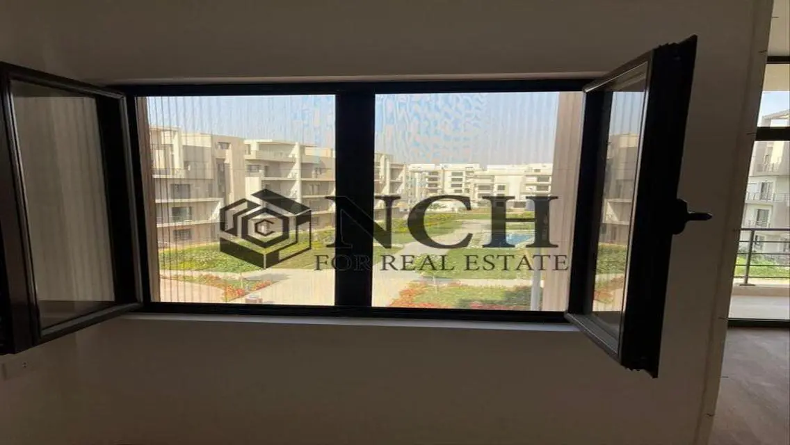 Luxury Apartment in Fifth Square