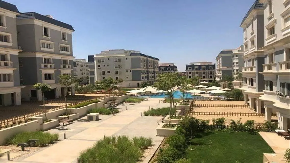 Luxury Villa for Sale at 6,150,000 EGP with Private Garden and Pool