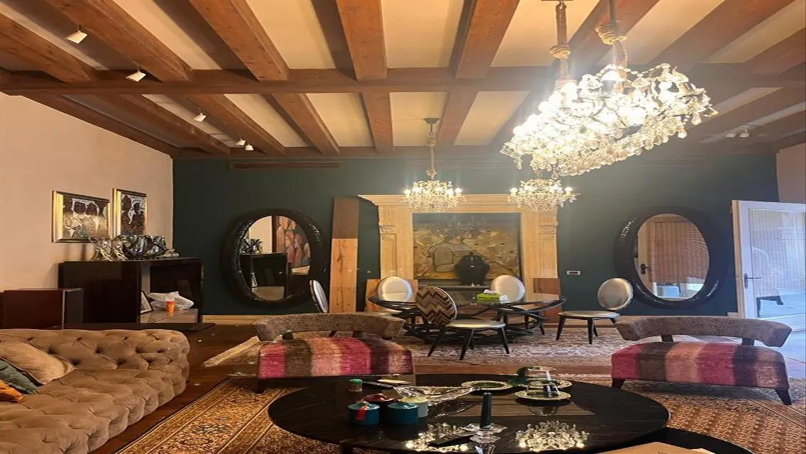 Stunning Villa with 1840 sqm Space, Private Garden and Pool