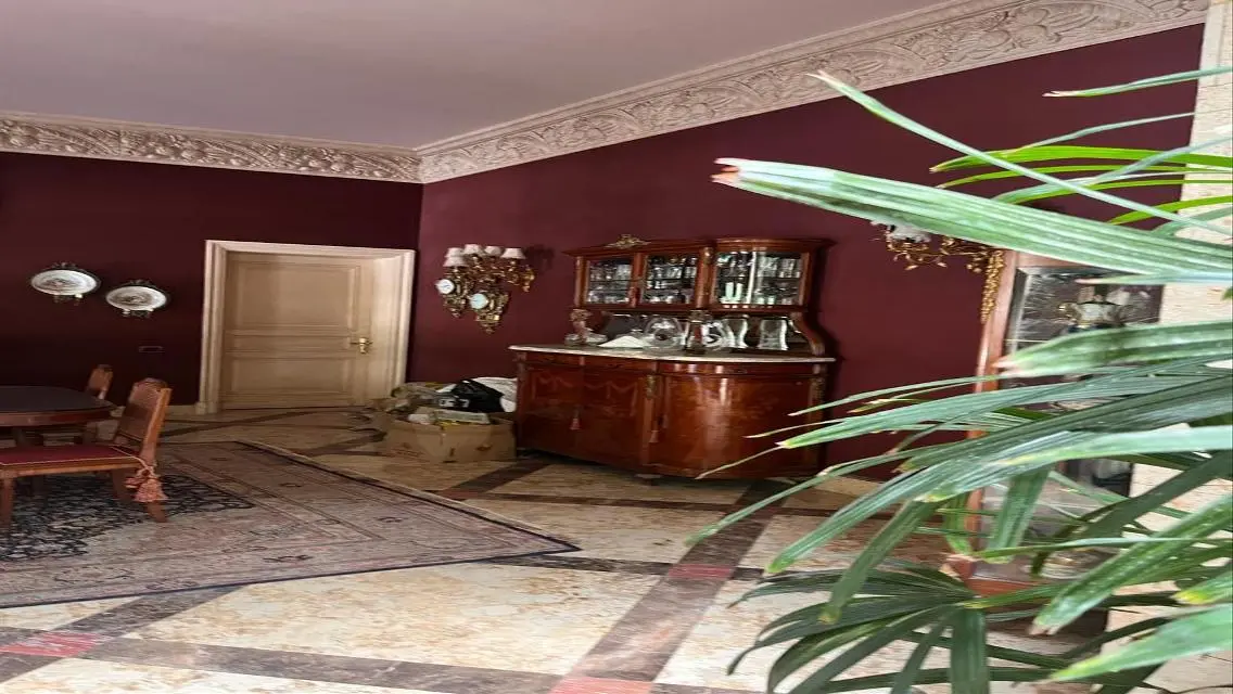 Stunning Villa with 1840 sqm Space, Private Garden and Pool