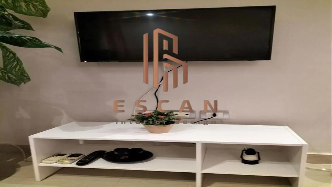 شقة فاخرة بواجهة رائعة للبيع