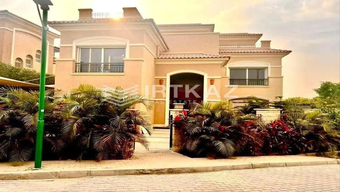 Luxurious Apartment of 140 sqm in the Heart of the City