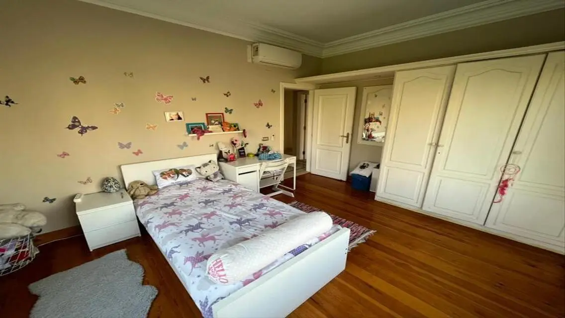 Luxury Apartment with All Amenities