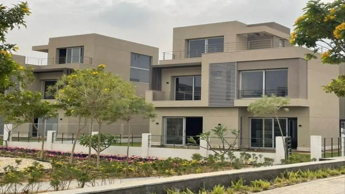 Luxurious Apartment for Sale with Lake View