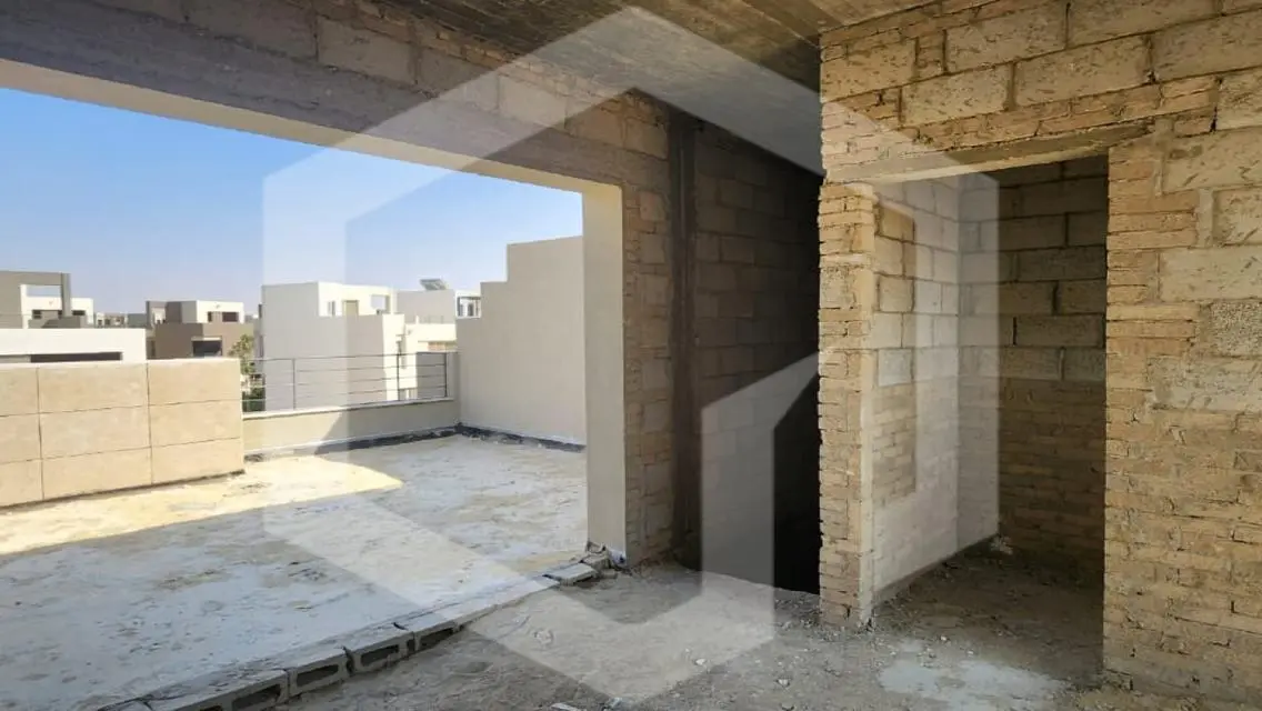 Luxury Residential Unit with Private Garden