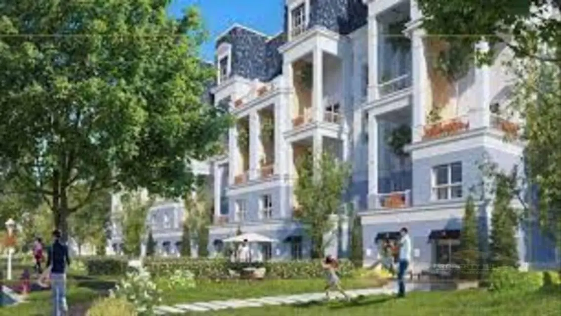 Luxury 3-Bedroom Apartment with Private Garden and Shared Pool