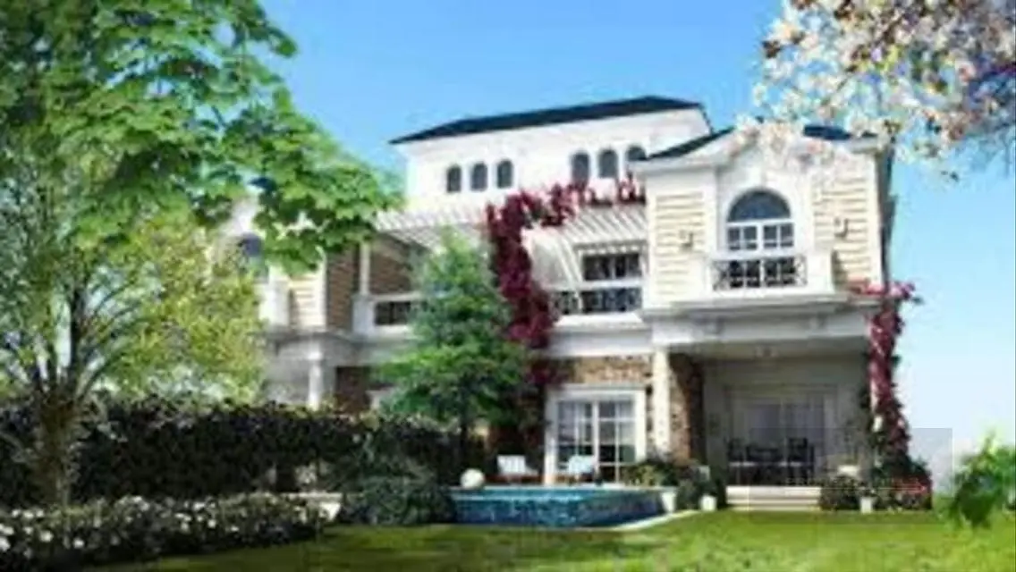 Luxury 3-Bedroom Apartment with Private Garden and Shared Pool