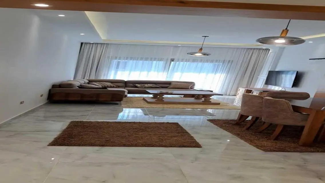 شقة فاخرة في قلب المدينة بمساحة 1352 متر²
