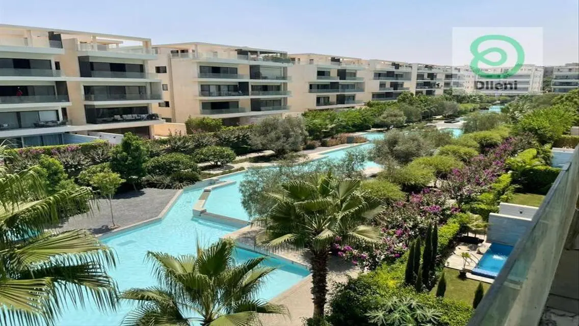 شقة فاخرة مطلة على البحيرات في Lake View Residence