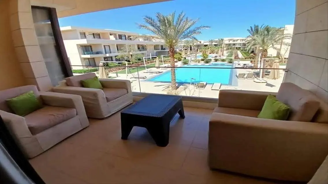 شقة فاخرة مع إطلالة على البحيرة