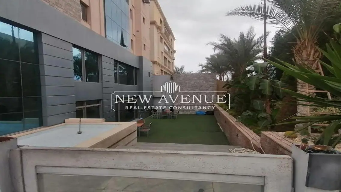Fantastic Investment Opportunity - Office Space of 10000 m²