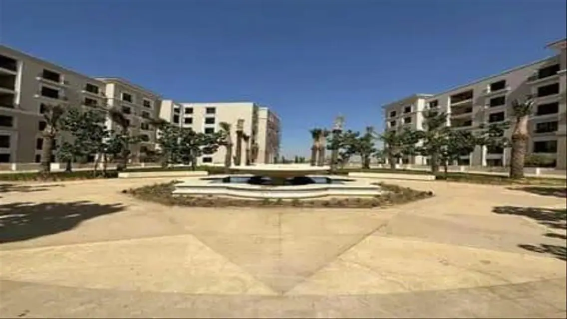 فيلا فاخرة للإيجار في القرية الغربية - الشيخ زايد
