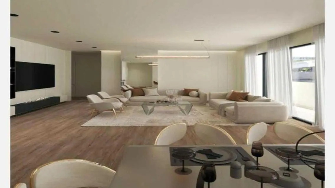Modern Villa with 8 Bedrooms, Private Pool & Garden