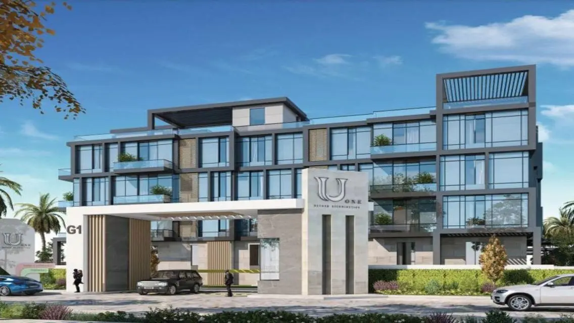 Modern Villa with 8 Bedrooms, Private Pool & Garden