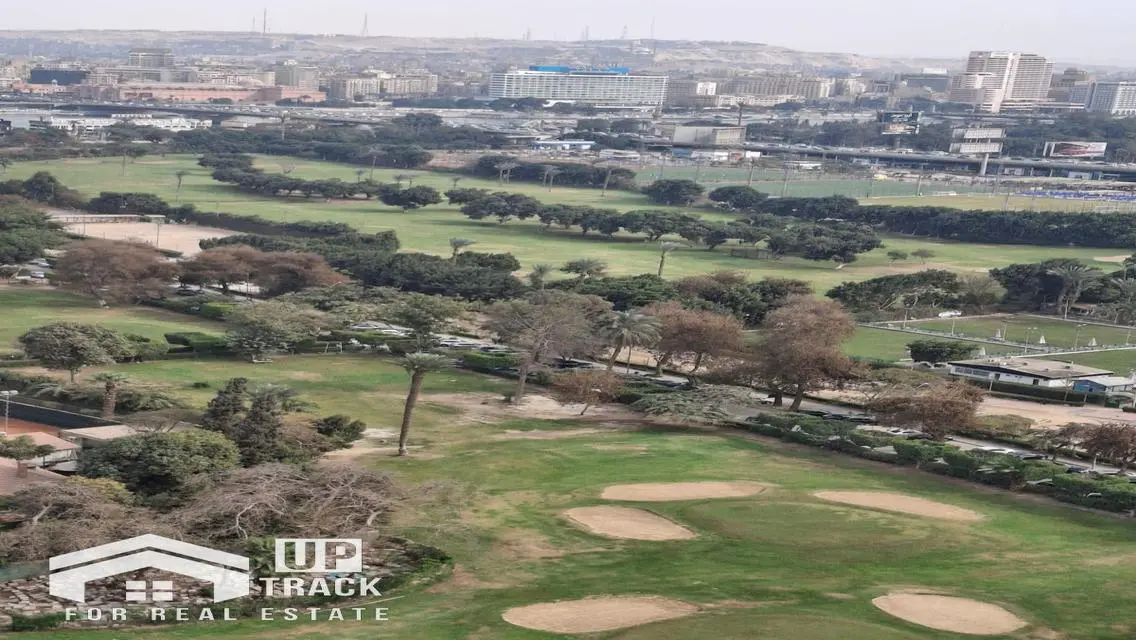 شقة فاخرة بإطلالة رائعة على البحيرات والمعالم الرئيسية