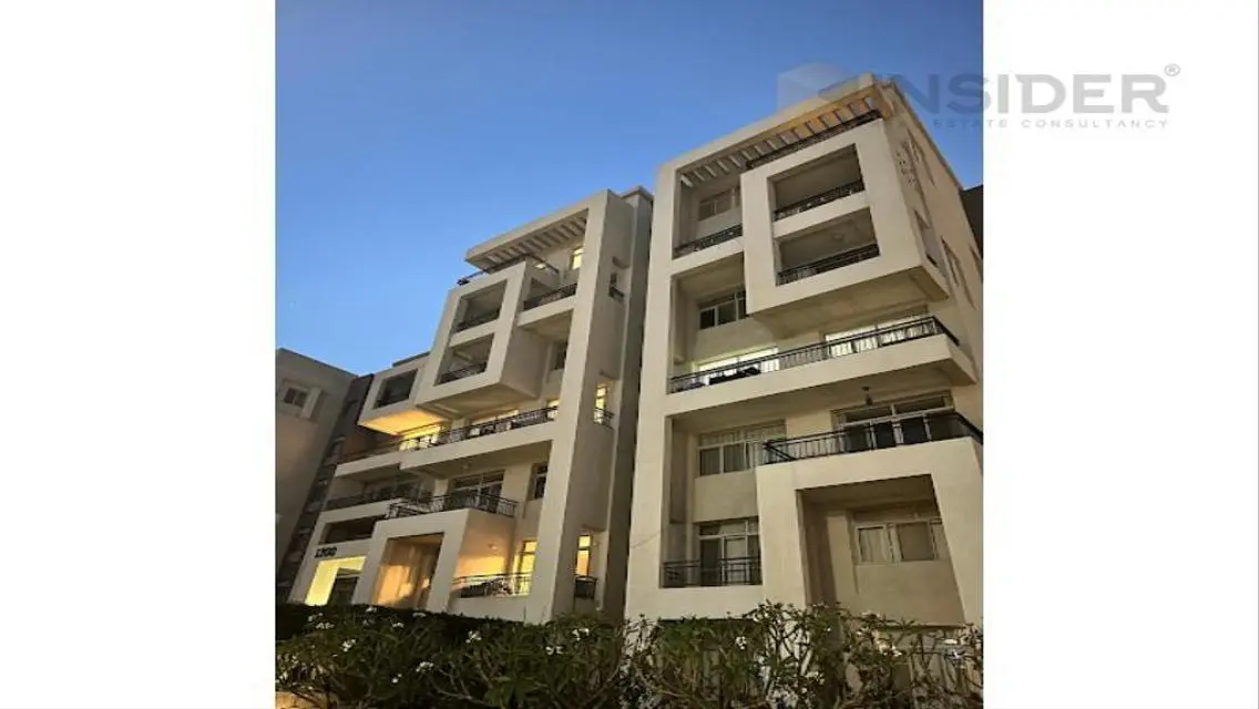 Luxury Villa with Lake View in AUC