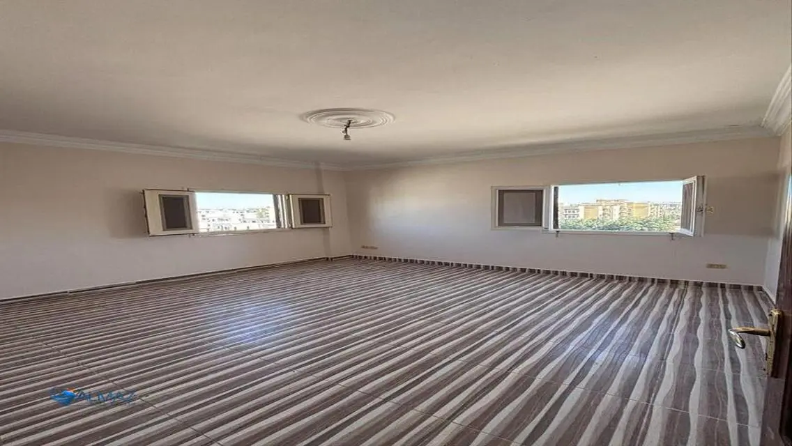 Beautiful Apartment for Rent with Balcony and Security Guard