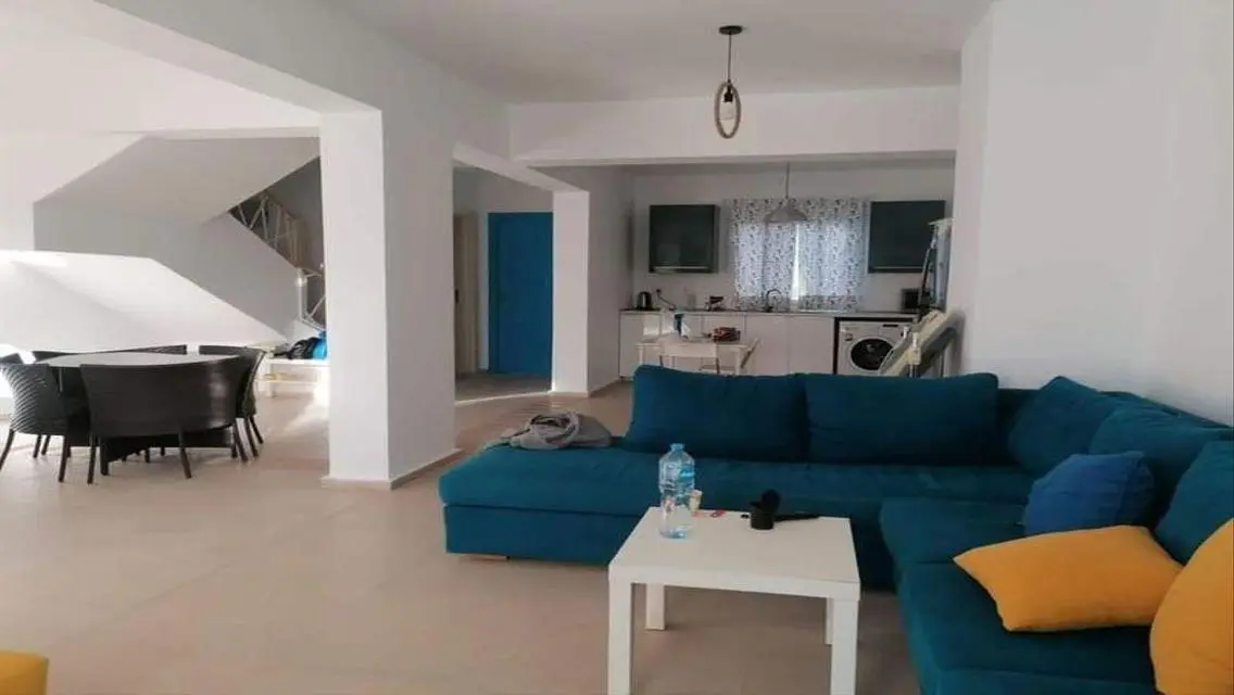 Luxury Apartment with Private Garden and Pool