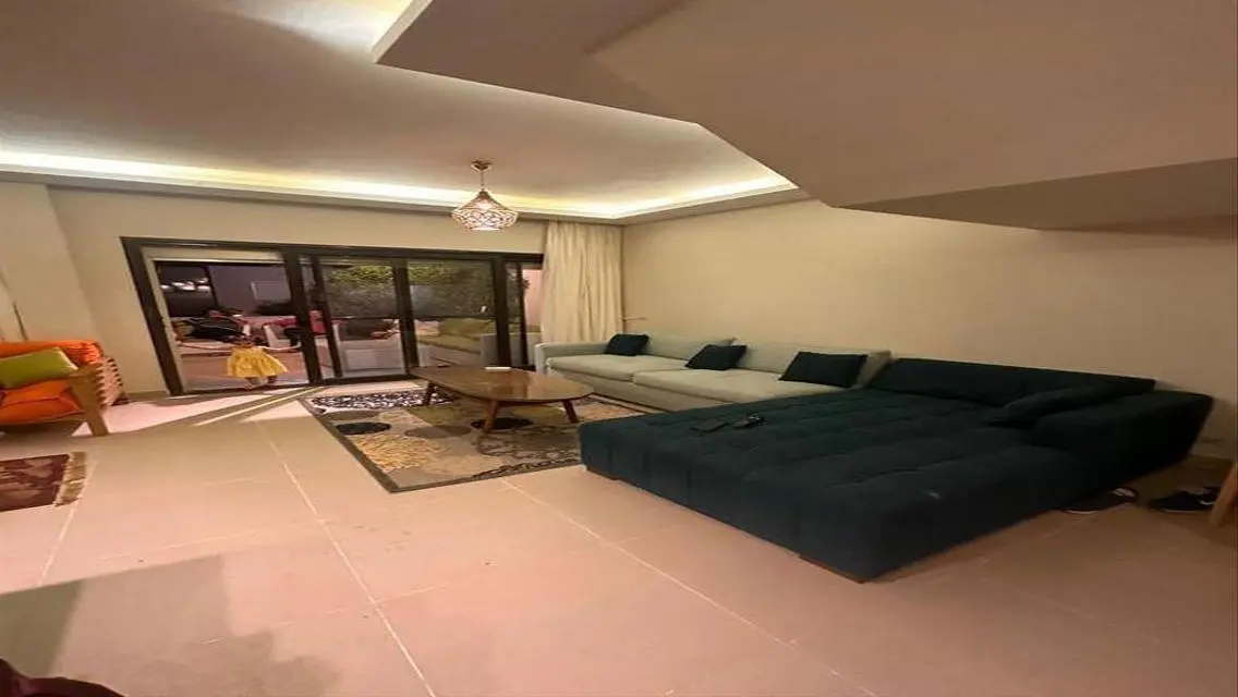 Luxury Apartment with Private Garden and Pool