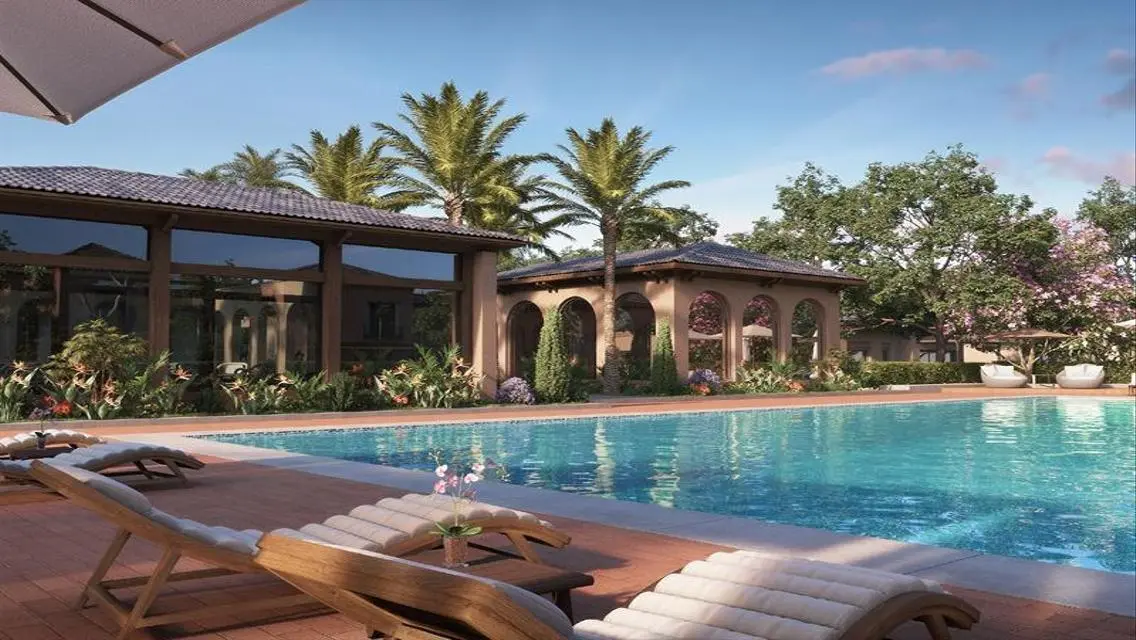Luxurious Villa with Spacious Layout in Village West