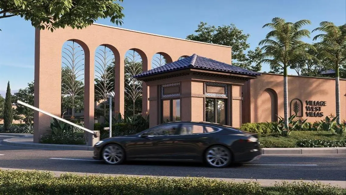 Luxurious Villa with Spacious Layout in Village West