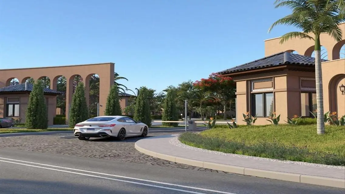 Luxurious Villa with Spacious Layout in Village West