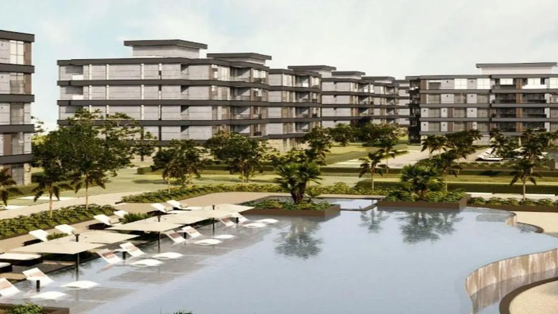 Luxury Apartment with Lake View
