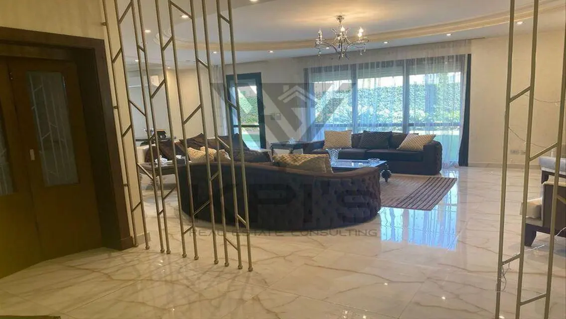 Luxury Apartment with Private Garden and Pool